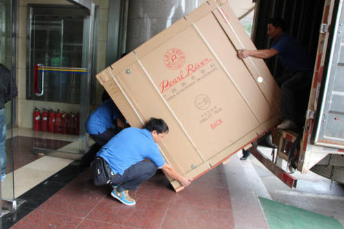 岭东钢琴贵重工艺品无忧运